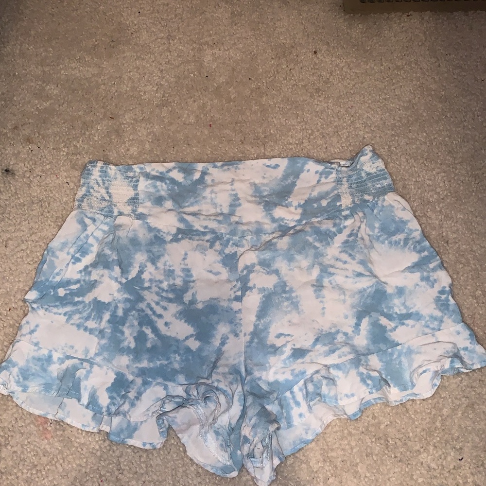 tillys flowy shorts